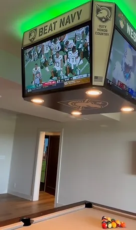 4 screen jumbotron for home